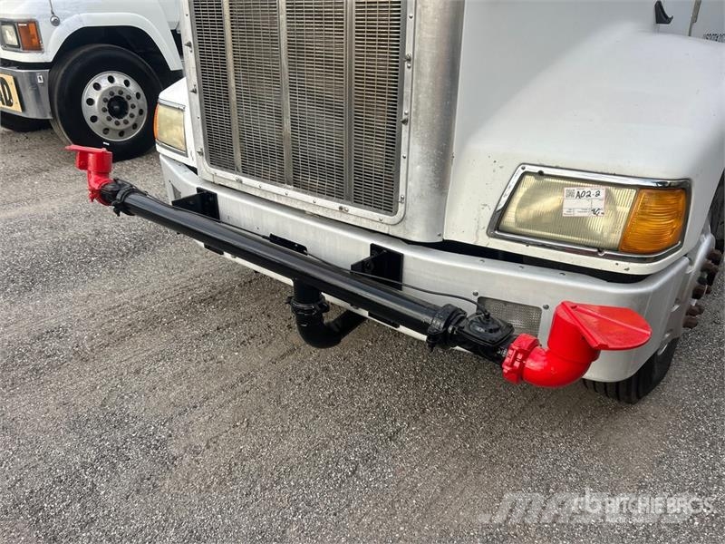 Peterbilt 385 Поливочные машины