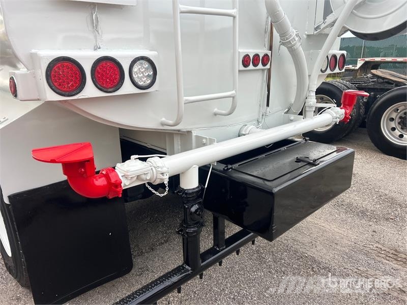 Peterbilt 385 Поливочные машины