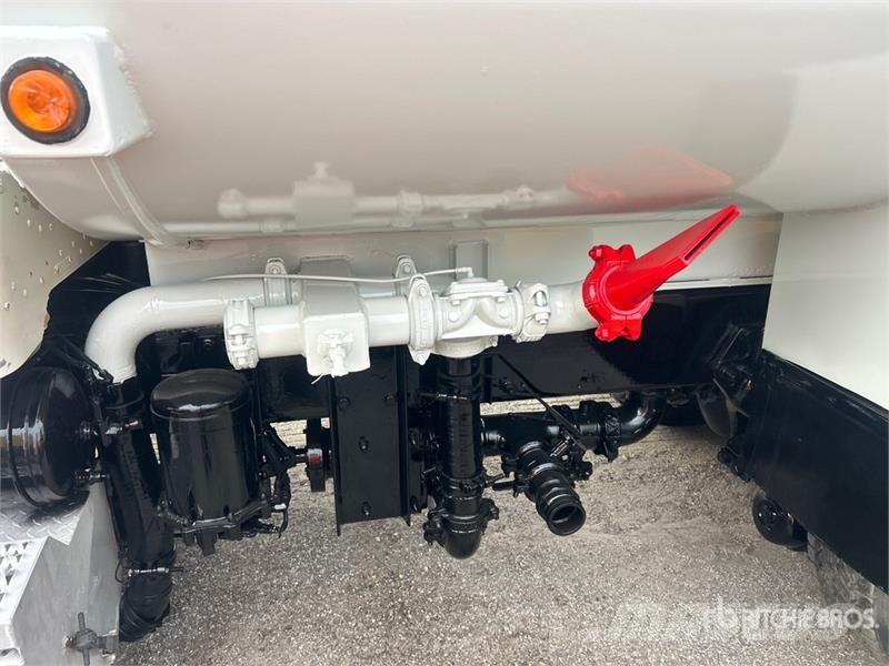 Peterbilt 385 Поливочные машины