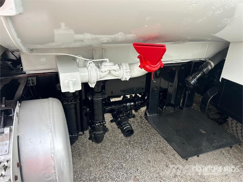 Peterbilt 385 Camiones cisterna