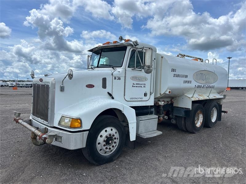 Peterbilt 385 صهاريج مياه