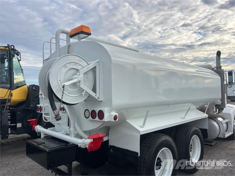 Peterbilt 385 Поливочные машины
