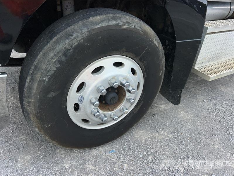 Peterbilt 385 6x4 Rollback Truck レッカー車