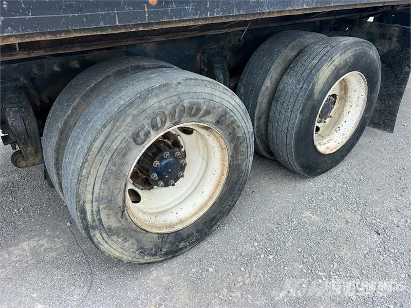 Peterbilt 385 6x4 Rollback Truck レッカー車