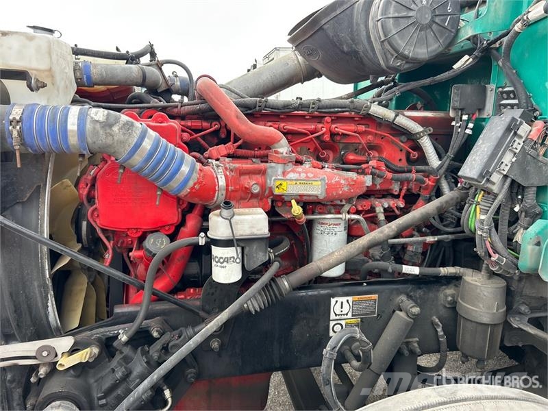 Peterbilt 386 Trekkers