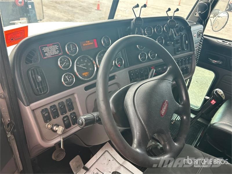 Peterbilt 386 Tracteur routier