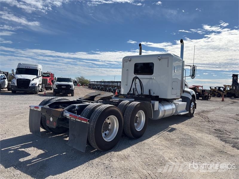 Peterbilt 386 Vilcēji