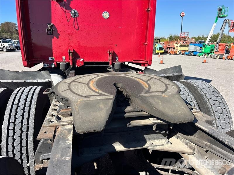 Peterbilt 387 中古トラクターヘッド | トレーラーヘッド