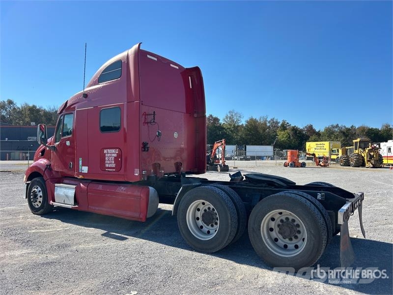 Peterbilt 387 中古トラクターヘッド | トレーラーヘッド