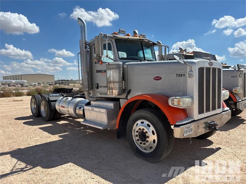 Peterbilt 388 Vlačilci