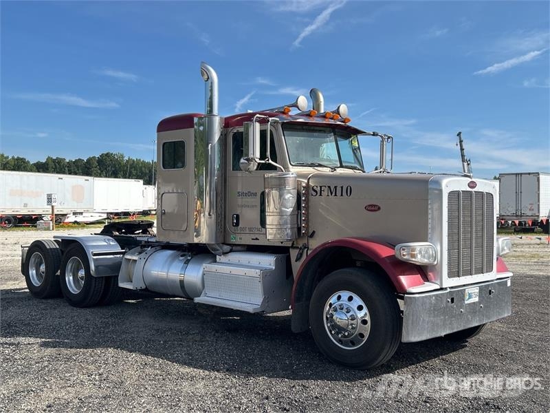 Peterbilt 388 Τράκτορες