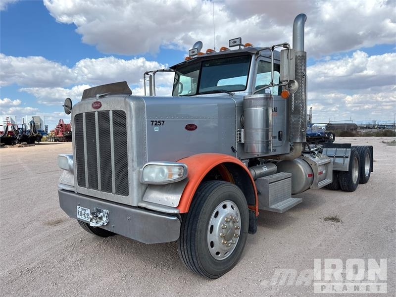 Peterbilt 388 Vlačilci