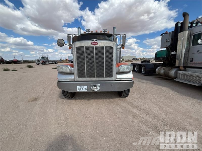 Peterbilt 388 Vlačilci