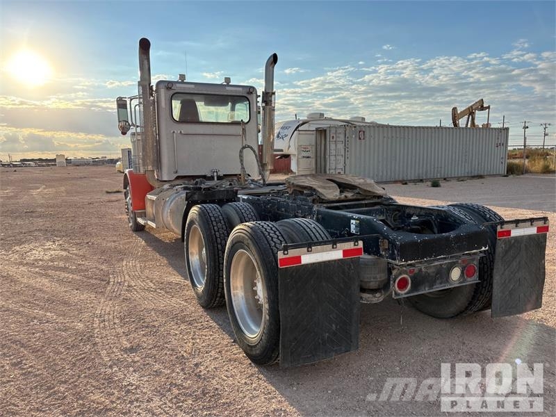 Peterbilt 388 Vlačilci