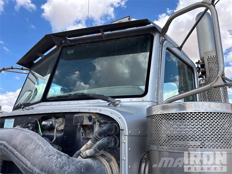 Peterbilt 388 Vlačilci