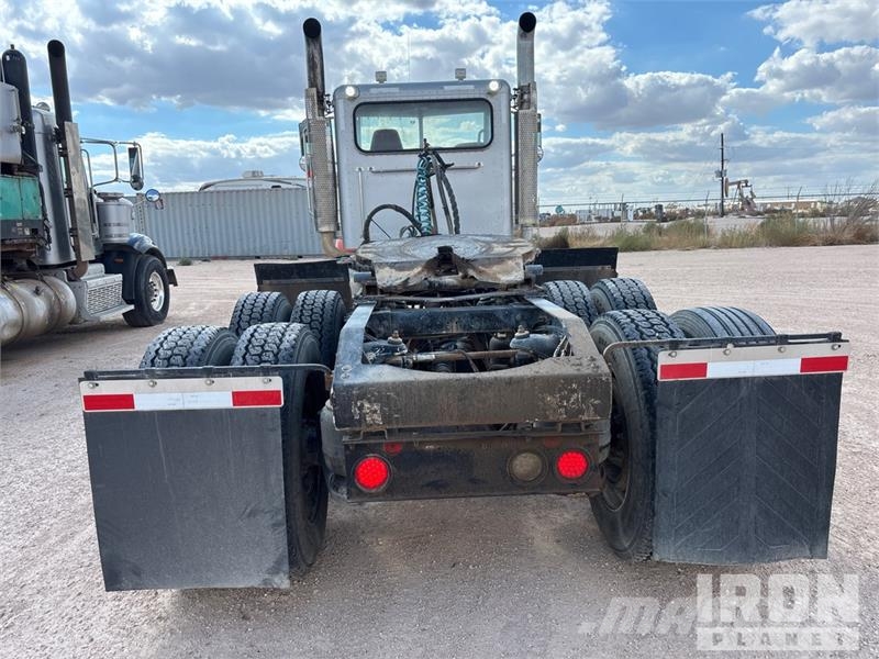 Peterbilt 388 Vlačilci