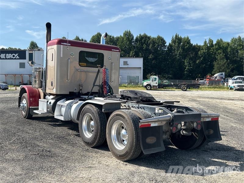Peterbilt 388 Τράκτορες