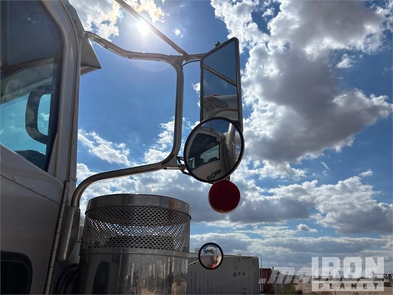 Peterbilt 388 Vlačilci