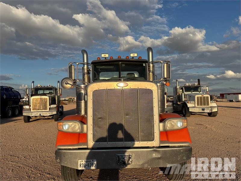 Peterbilt 388 Vlačilci
