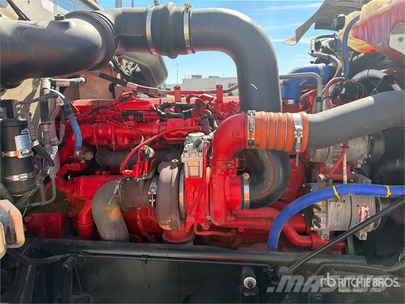 Peterbilt 388 Trekkers