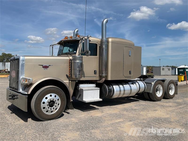 Peterbilt 388 Trekkers