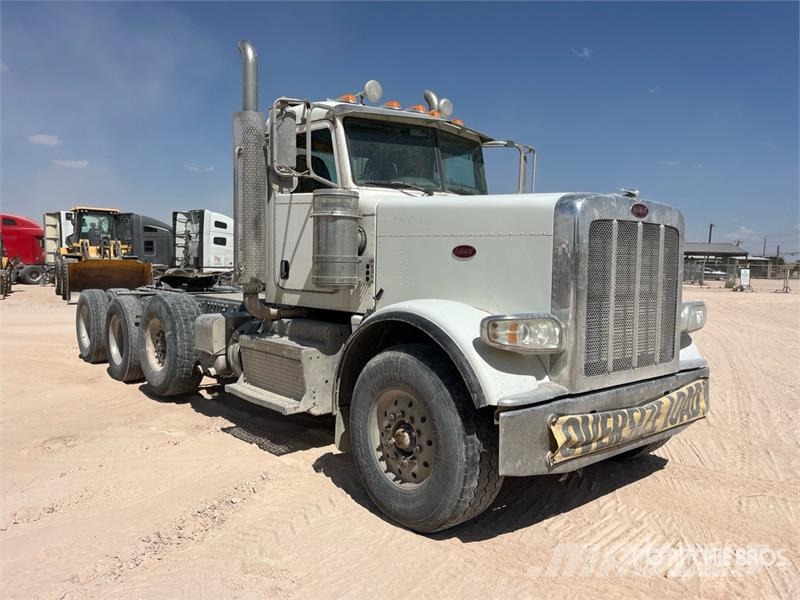 Peterbilt 388 وحدات الجر