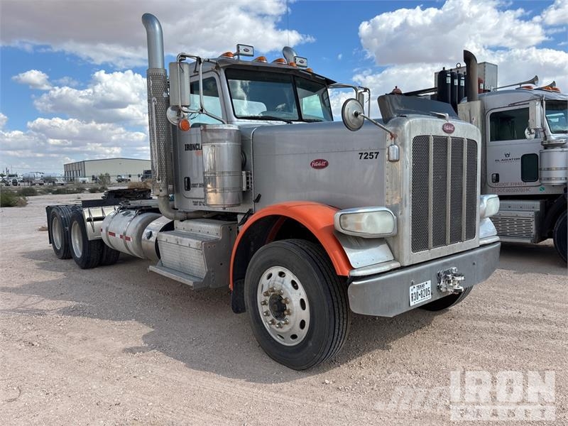 Peterbilt 388 Vlačilci