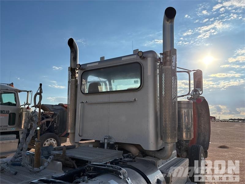 Peterbilt 388 Vlačilci