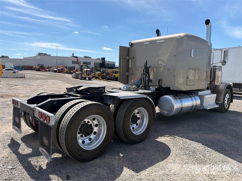 Peterbilt 388 Trekkers