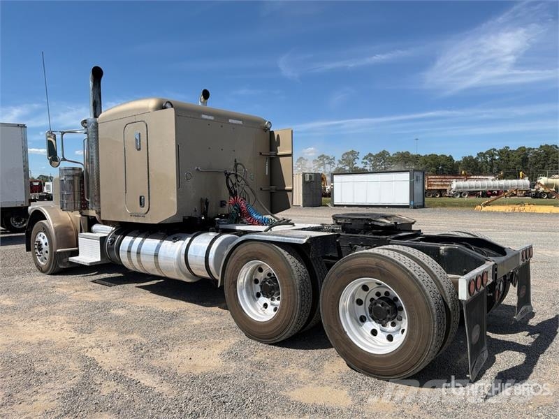 Peterbilt 388 Trekkers