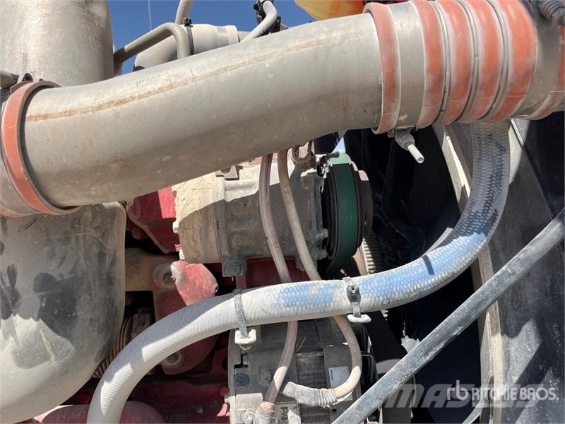 Peterbilt 388 وحدات الجر