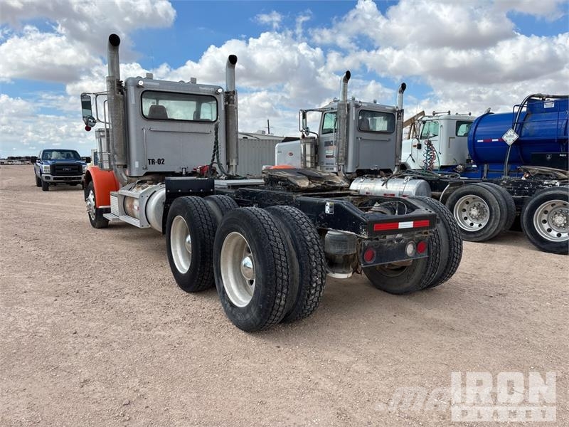 Peterbilt 389 Vlačilci