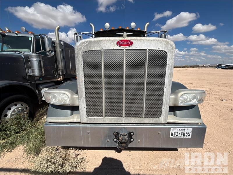 Peterbilt 389 Vlačilci