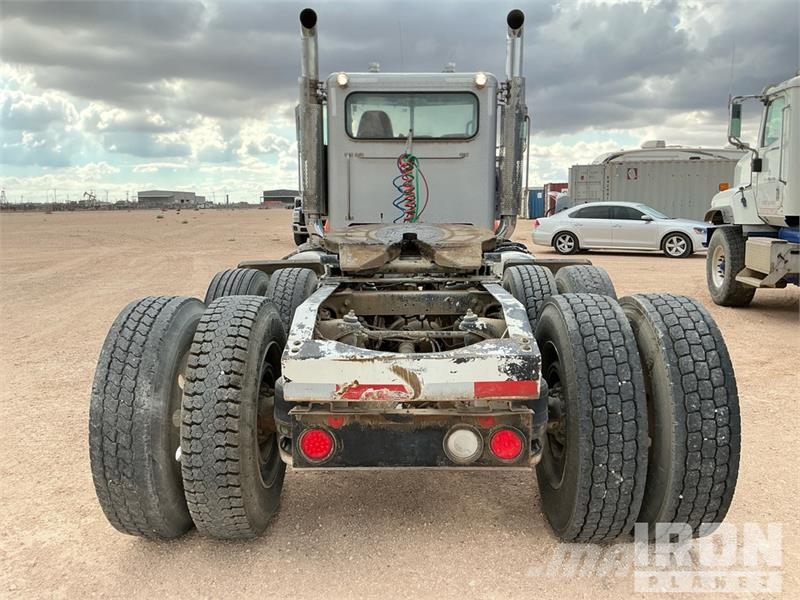 Peterbilt 389 Vlačilci