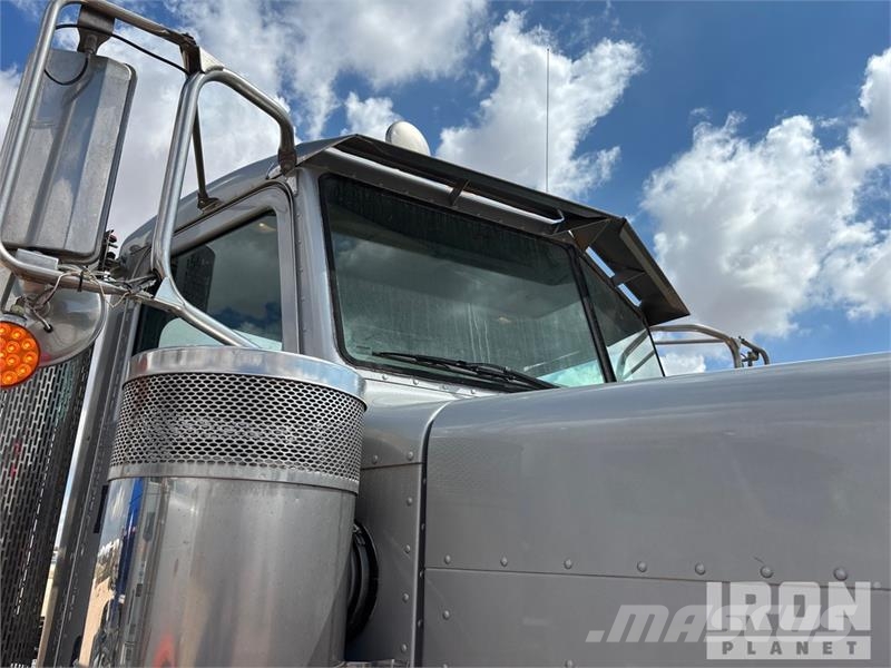 Peterbilt 389 Vlačilci