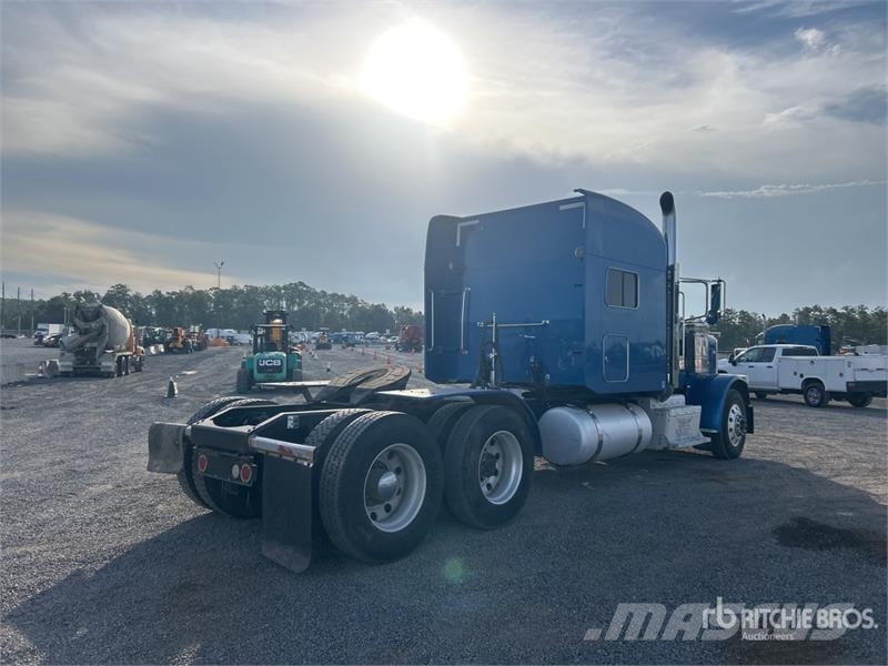 Peterbilt 389 Vilcēji