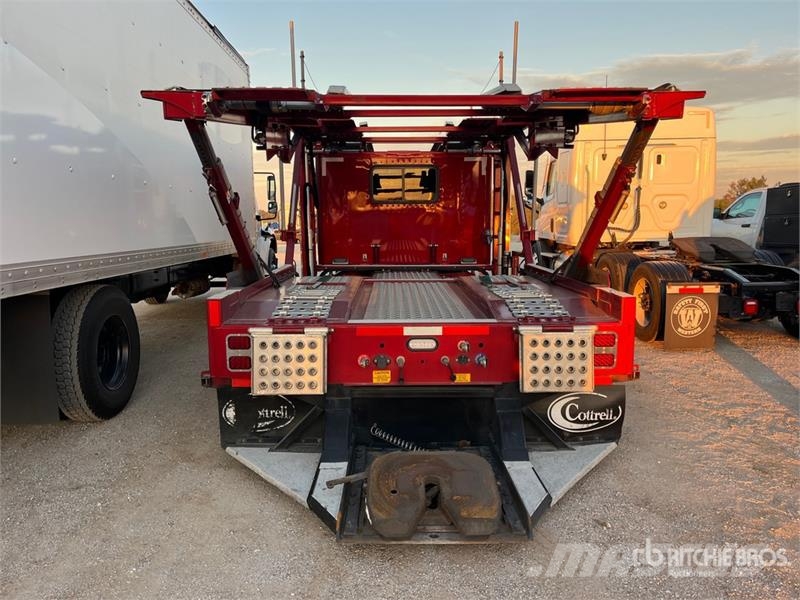 Peterbilt 389 Autotransporter