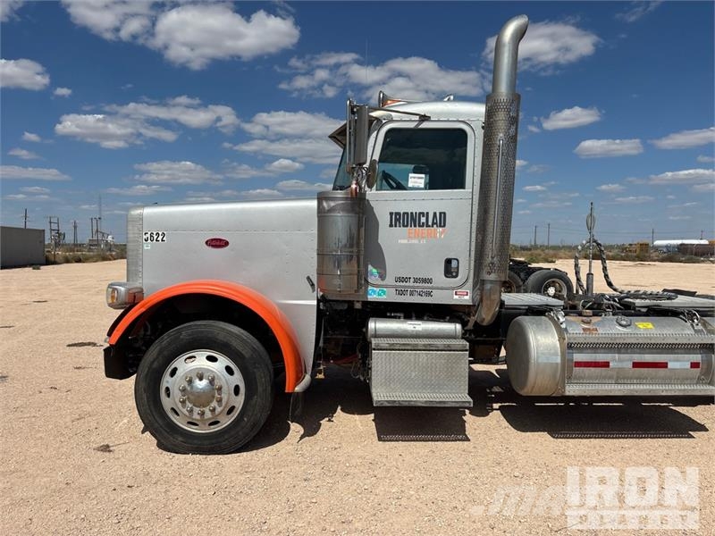 Peterbilt 389 Vlačilci