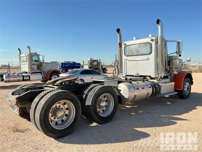 Peterbilt 389 Vilcēji