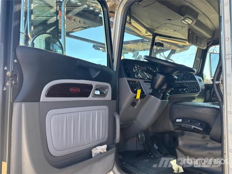 Peterbilt 389 Avtotransporterji