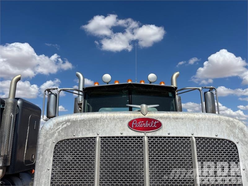 Peterbilt 389 Vlačilci