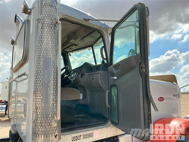 Peterbilt 389 Vlačilci