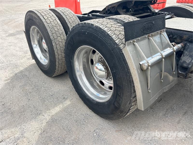 Peterbilt 389 Vilcēji