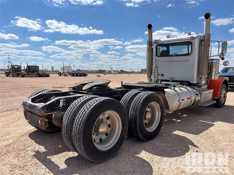 Peterbilt 389 Vlačilci