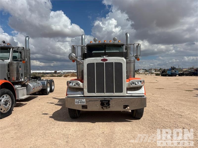 Peterbilt 389 Vlačilci