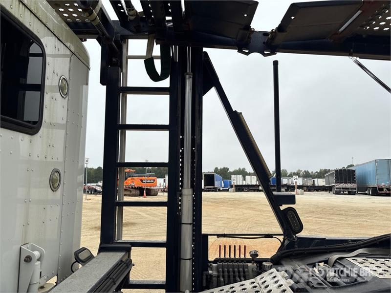 Peterbilt 389 Evakuatori