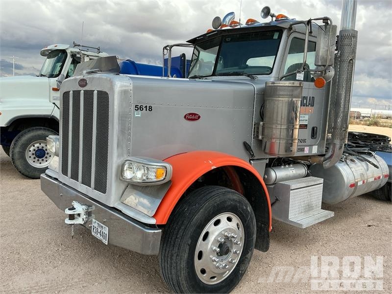 Peterbilt 389 Vlačilci