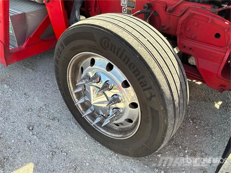 Peterbilt 389 Автовози