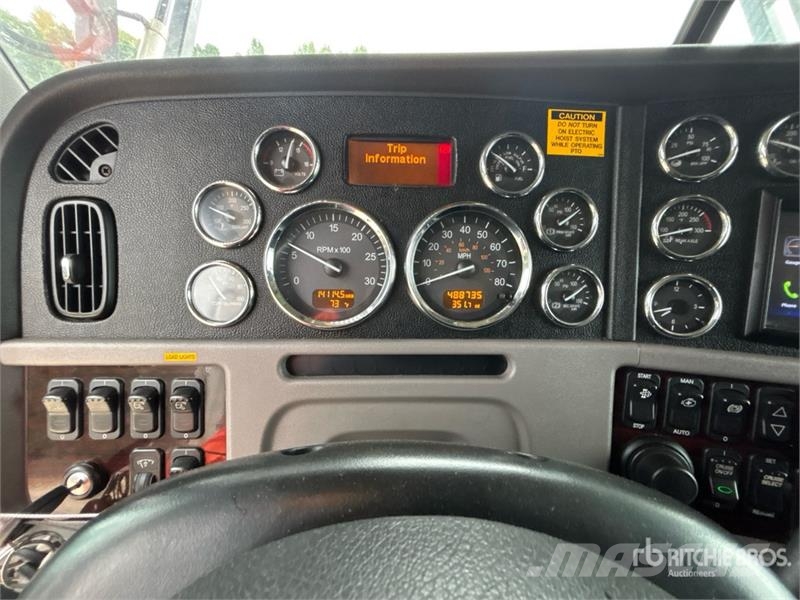 Peterbilt 389 Evakuatori