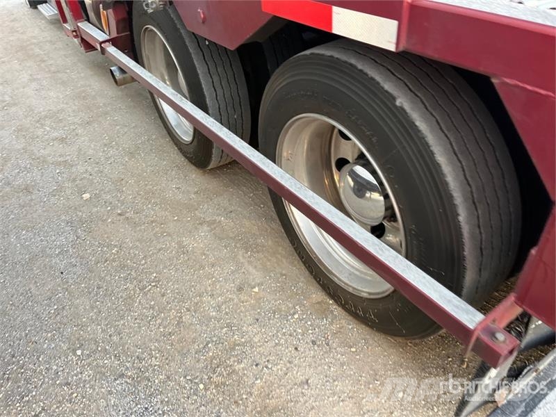 Peterbilt 389 Autotransporter